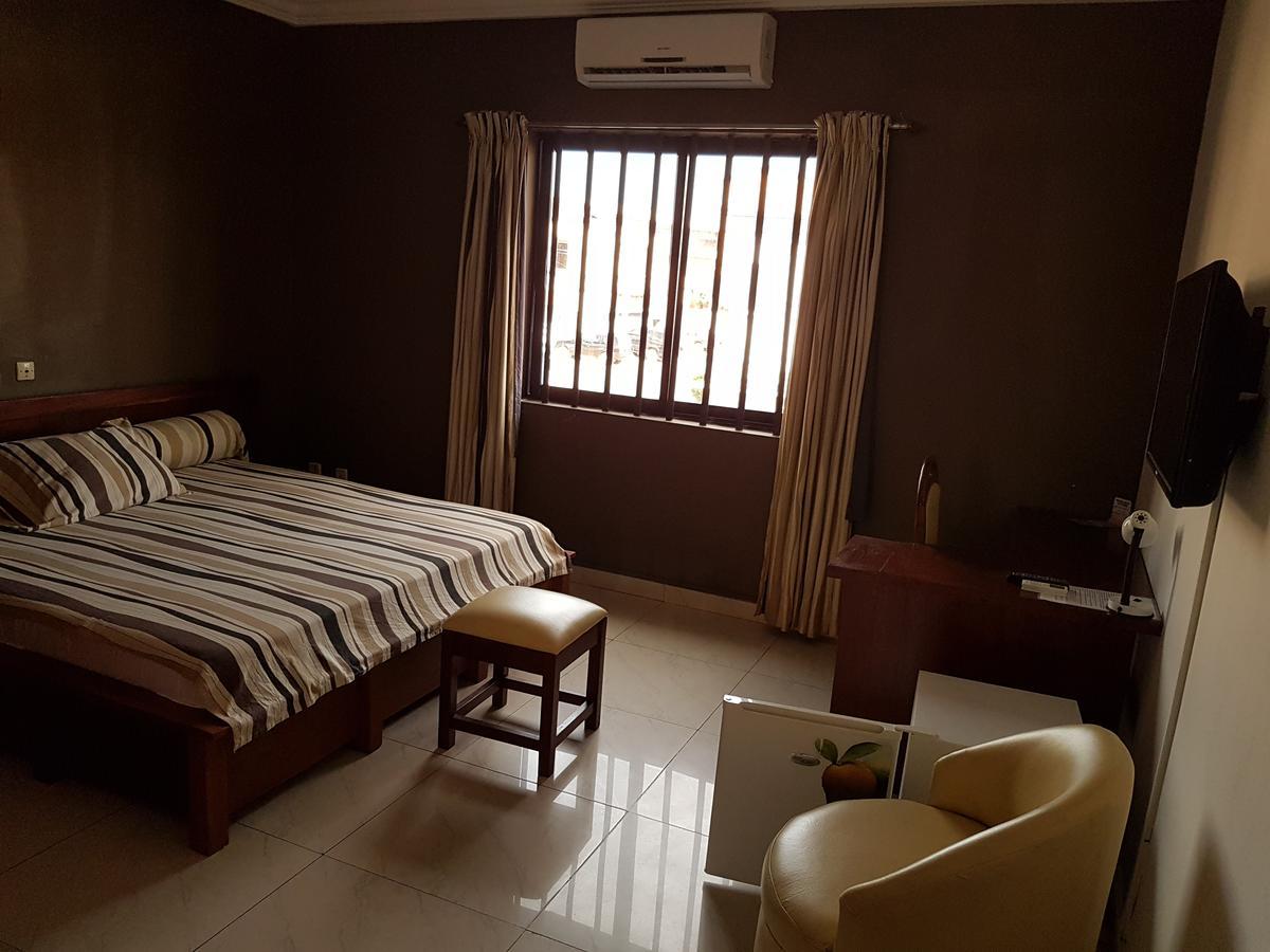 Acropole Hotel Cotonou Bagian luar foto